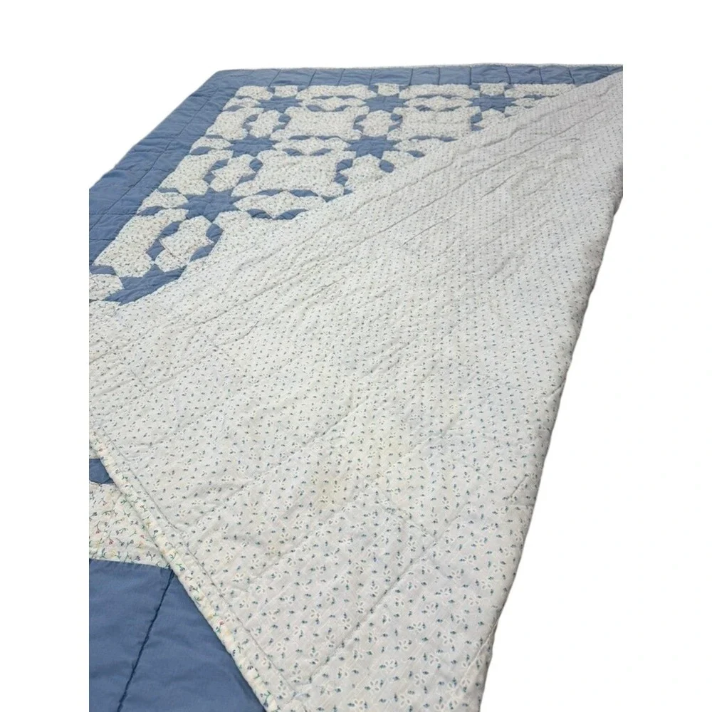 VTG Blue Star Patchwork Quilt Floral Print Cotton Farmhouse Throw 80 X 68 FLAWS